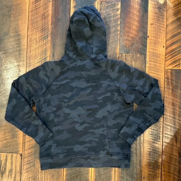 Lululemon Scuba Hoodie Oversized Camo Black Gray Heritage 365 , Size 10 - Picture 3 of 6